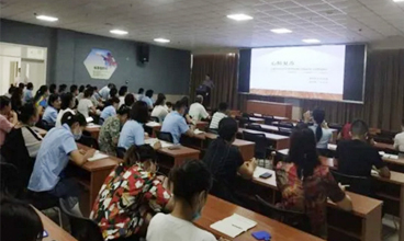 【萊陽市人民醫(yī)院】開展心肺復蘇培訓